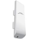 UBIQUITI NanoStation M2 2.4GHz AirMax, 802.11g/n, 11 dBi Antenna, 28 dBm