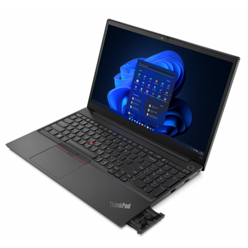 Notebook Lenovo ThinkPad E15 Gen 4 15.6" FHD 16GB 512GB SSD Intel Iris Xe Graphics No OS Black